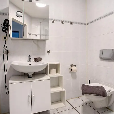 Baeckerhus - 5 *